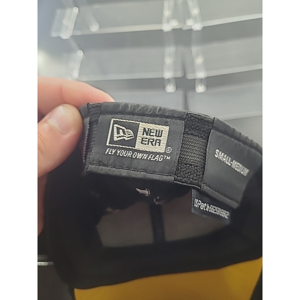 Green Bay‎ Packers NEW ERA 39THIRTY Small Medium Cap Hat Black Mesh Fitted Gold - Picture 7 of 8